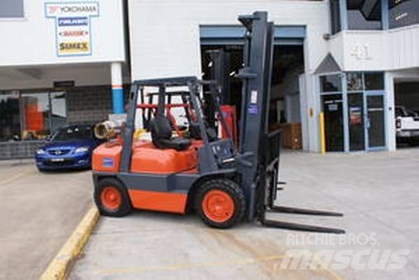 Toyota 52-6FG35 Altele