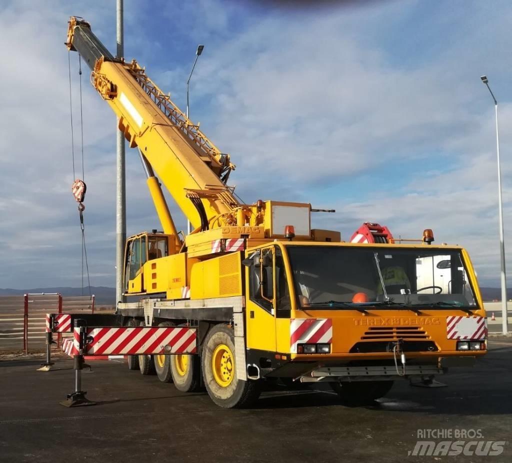 Demag AC 120 Macara pentru orice teren