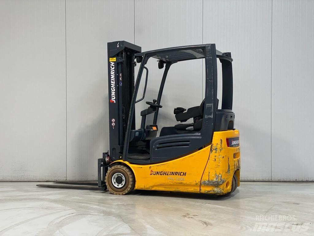 Jungheinrich EFG216k Stivuitor electric