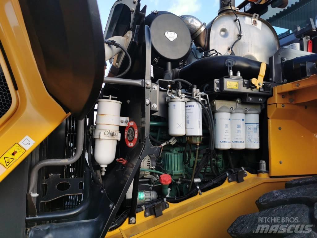 Volvo L 150 H / L150H Incarcator pe pneuri