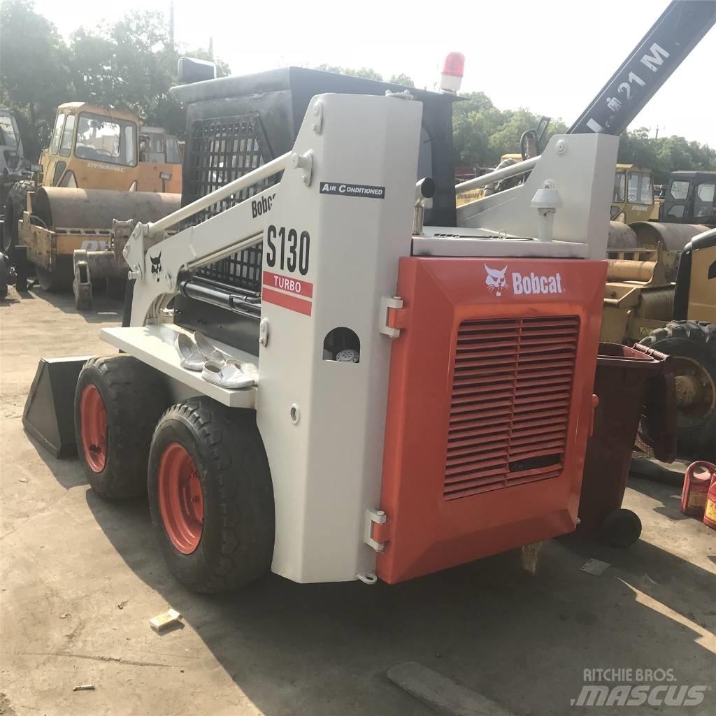 Bobcat S 130 Mini incarcator