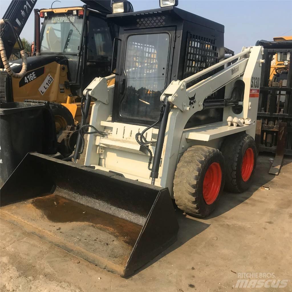 Bobcat S 130 Mini incarcator