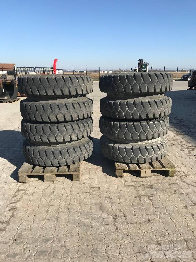 Dunlop 365/80R20 Anvelope, roti si jante