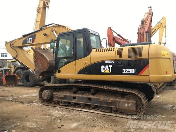 CAT 325 D Excavatoare pe șenile
