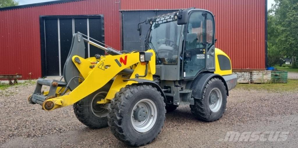 Wacker Neuson WL 52 Incarcator pe pneuri