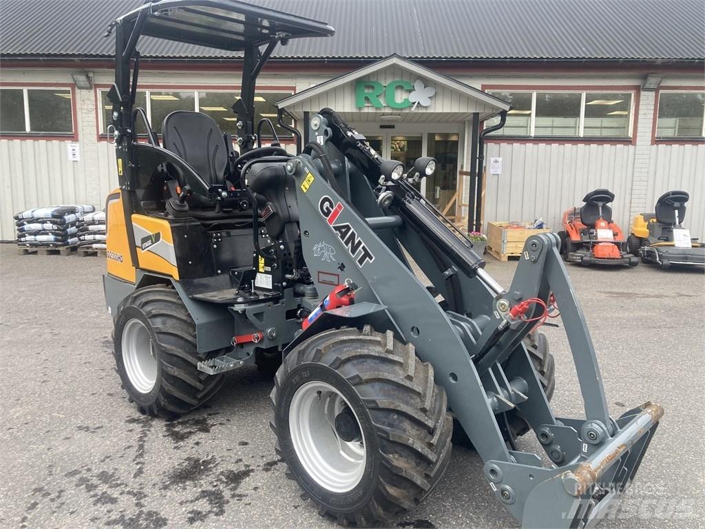 GiANT G2300HD Incarcatoare multifunctionale