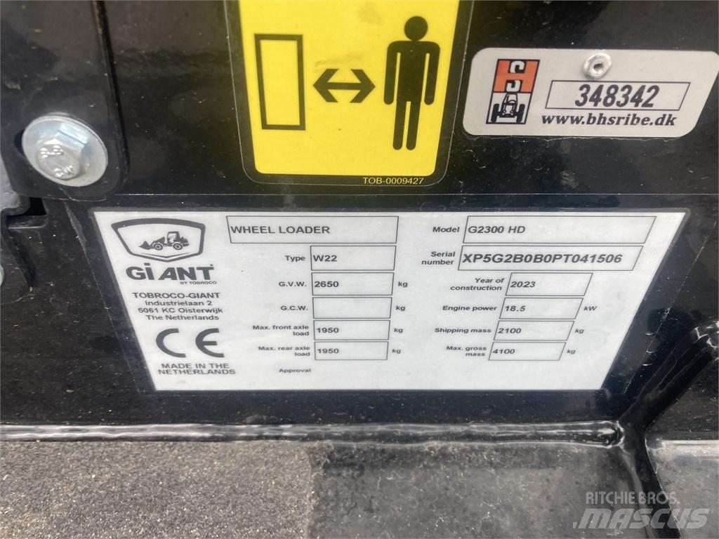 GiANT G2300HD Incarcatoare multifunctionale
