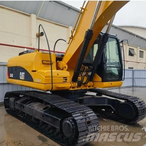 CAT 324 Excavatoare pe șenile
