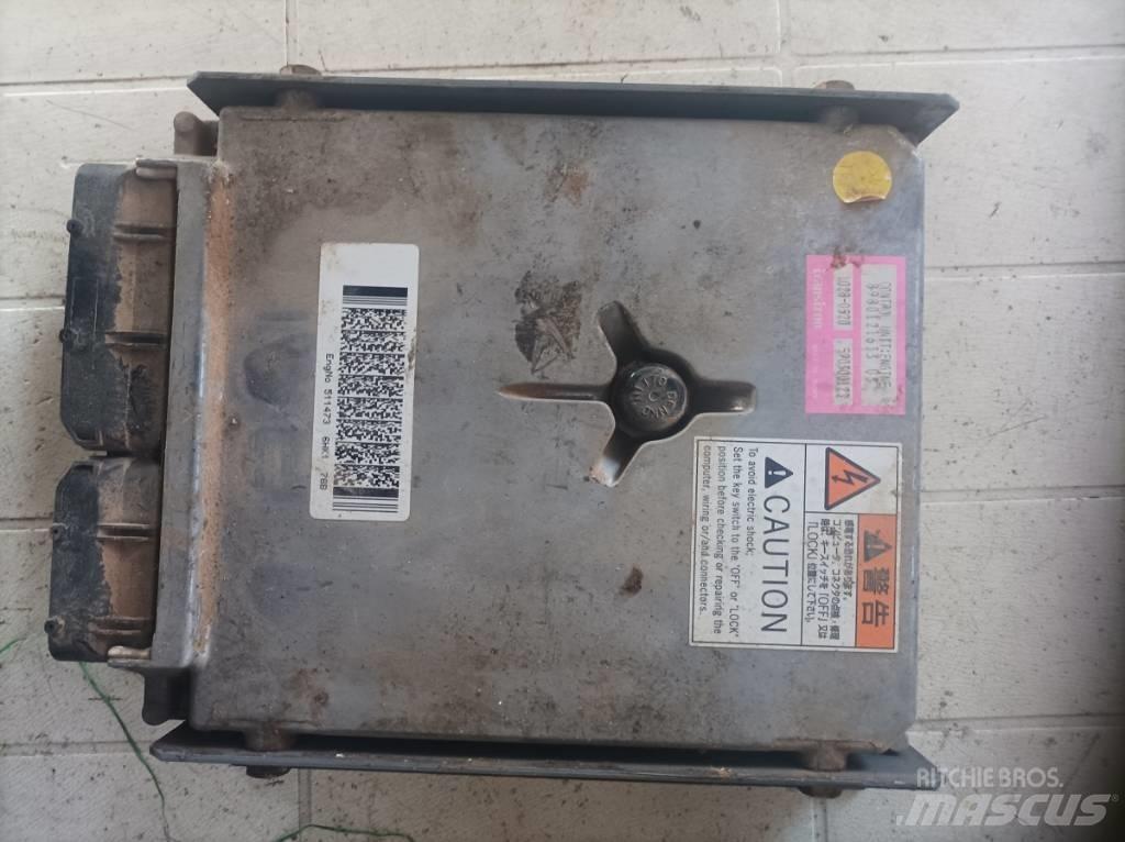 Hitachi ZX 350 LC-6 Electronice
