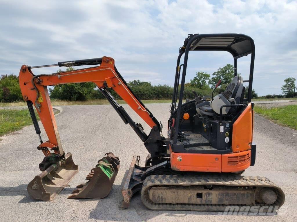 Hitachi ZX 26 U-5A Mini excavatoare < 7t