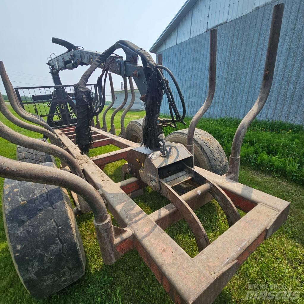 Hardi 24' Remorci pentru lemn