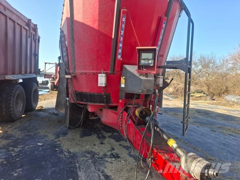 JF FEEDER VM 38 Hranire animale