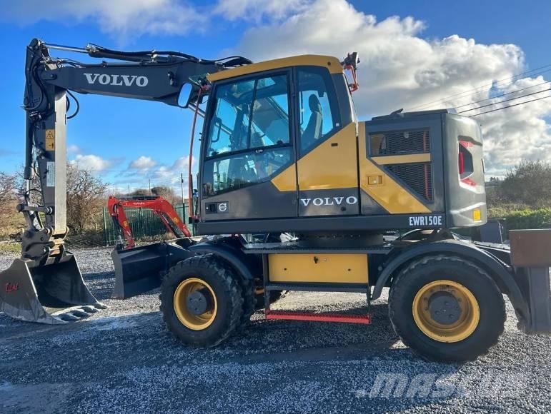 Volvo EWR 150 E Excavatoare cu roti