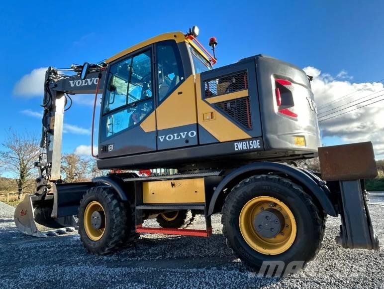 Volvo EWR 150 E Excavatoare cu roti