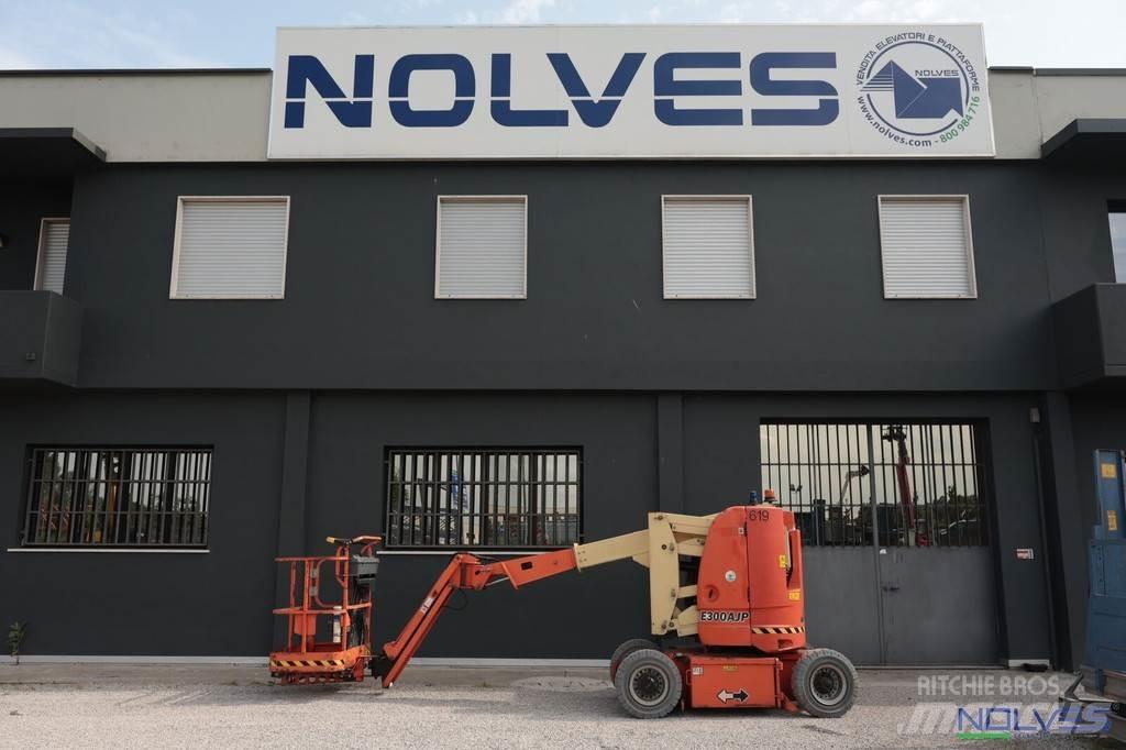 JLG E300AJP Nacele cu brat articulat