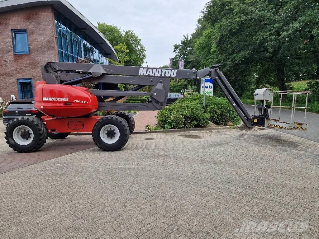 Manitou 200 ATJ Nacele cu brat articulat