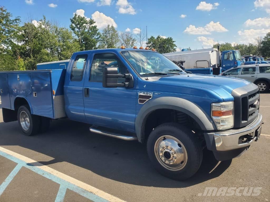 Ford F 550 XL Municipal/vehicul cu uz general
