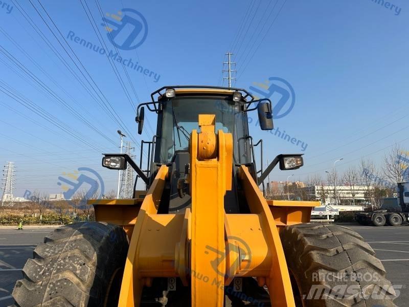 LiuGong CLG 856 Incarcator pe pneuri