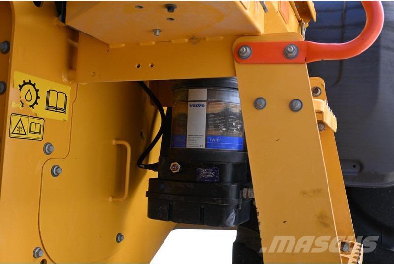 Volvo L90H Incarcator pe pneuri