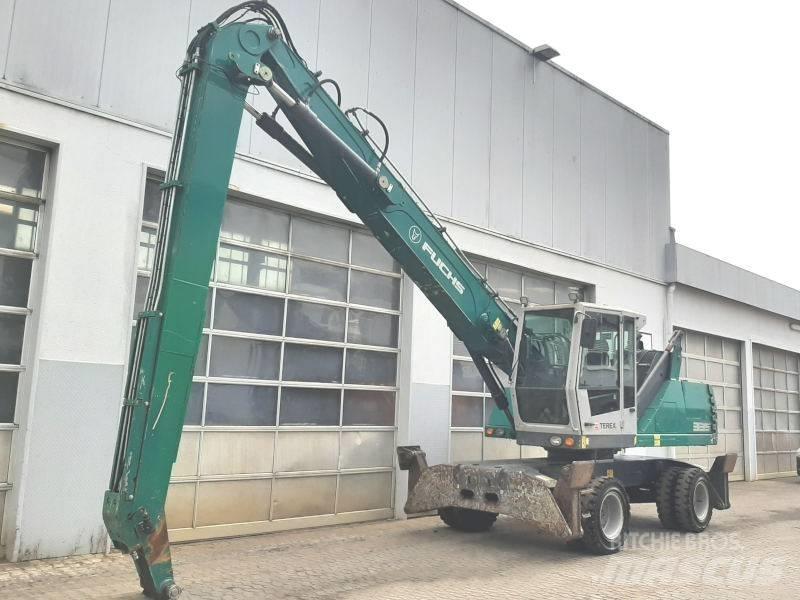 Fuchs MHL 335 E Paleta de manipulare