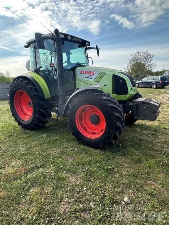 CLAAS Arion 430 Tractoare