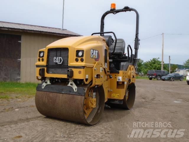 CAT CB2.5GC Cilindri compactori dubli