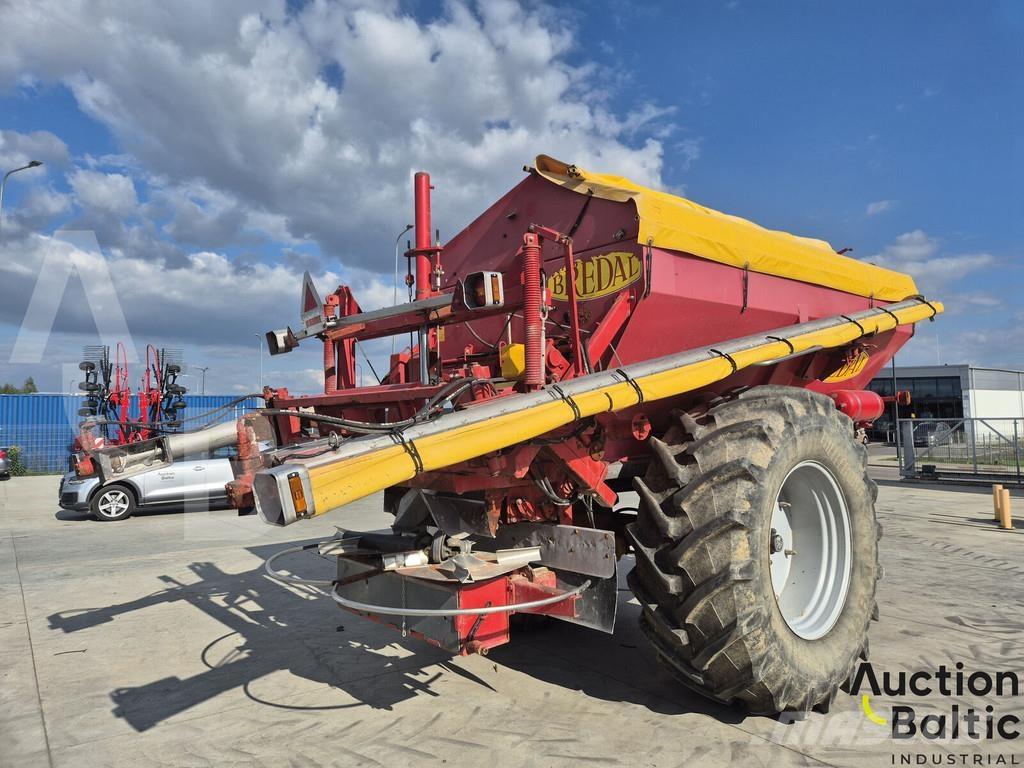 Bredal K 105 Împrastierea mineralelor