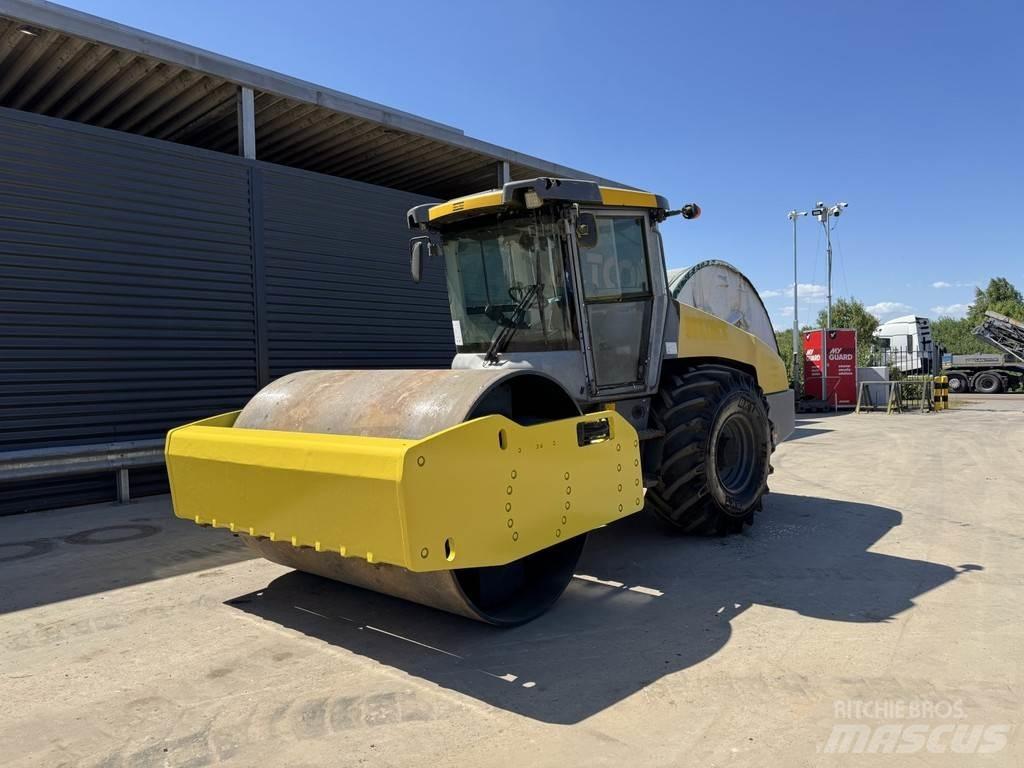 Dynapac CA3500D Compactoare monocilindrice