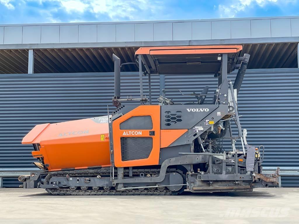 Volvo P7820C Pavatoare asfalt