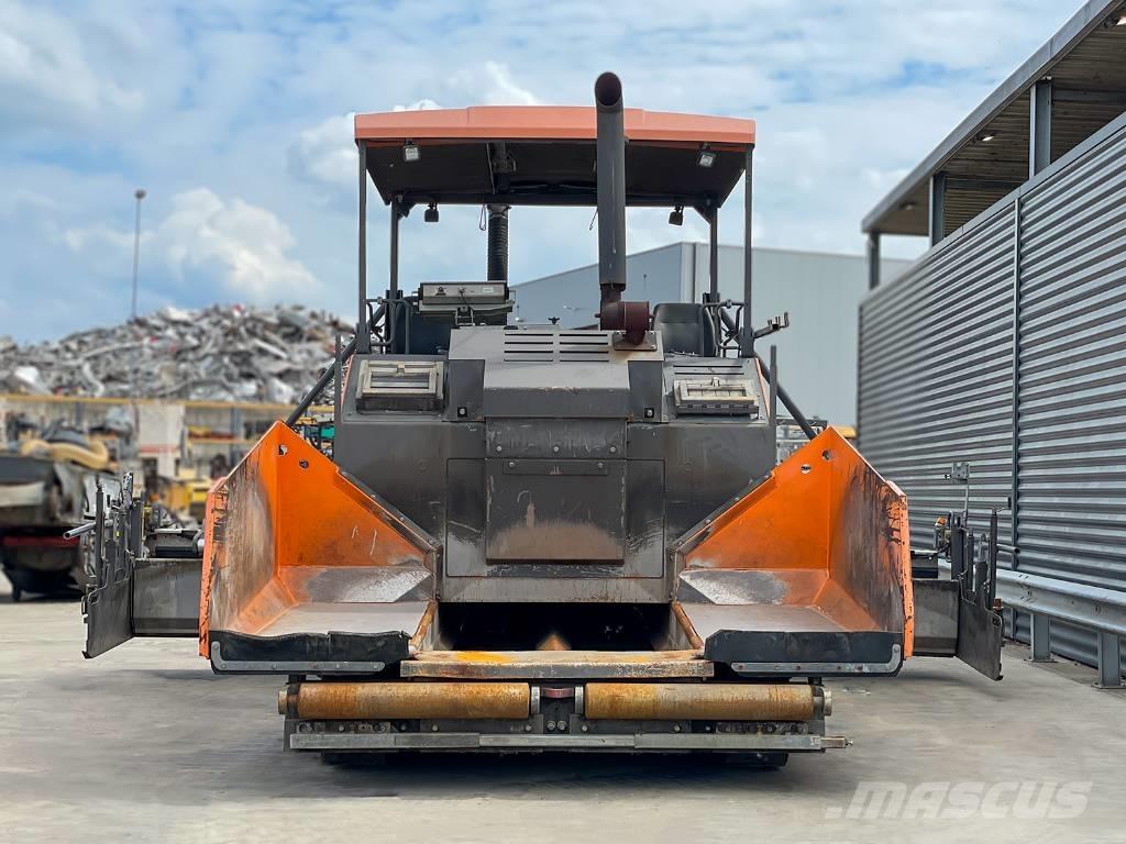 Volvo P7820C Pavatoare asfalt