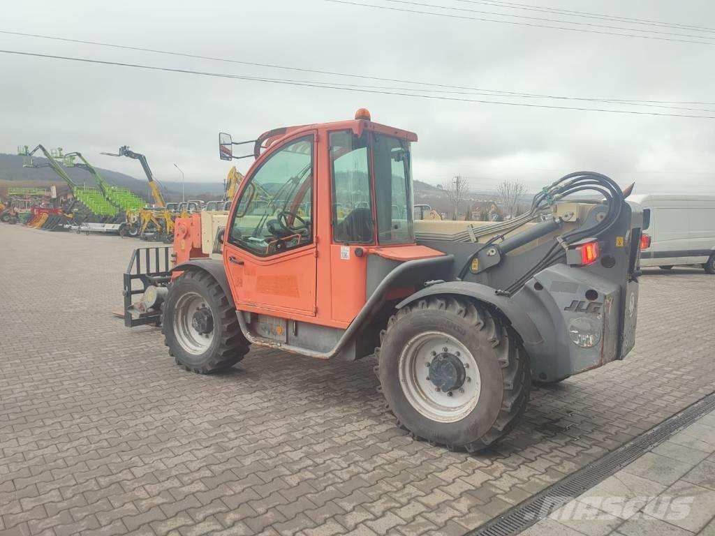 JLG 4013 Încărcătoare pe roți telescopice