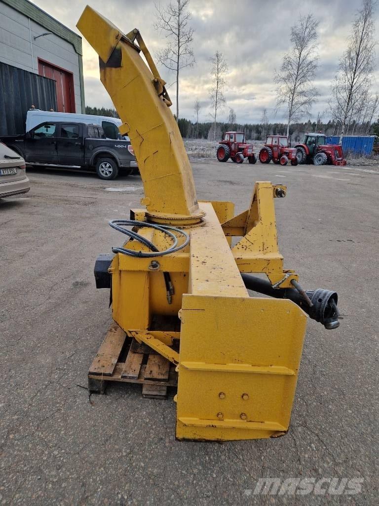  Westbjörn 2300 Dezapezitoare