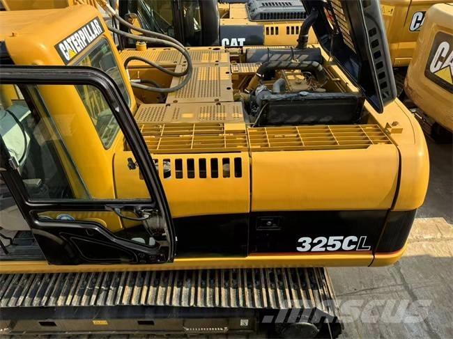 CAT 325 CL Excavatoare pe șenile
