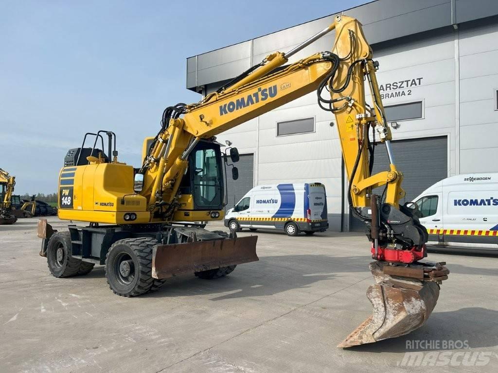 Komatsu PW 148-11 Excavatoare cu roti