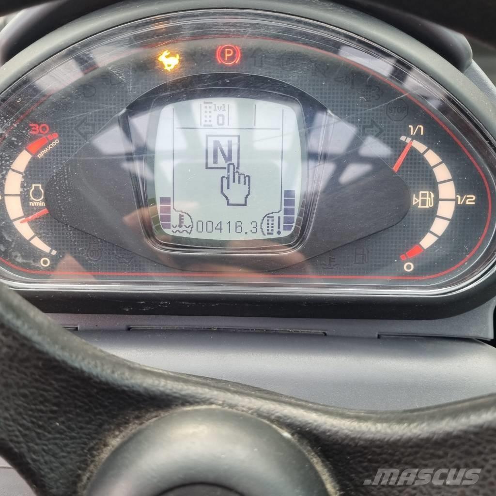 Doosan DL 80-7 Incarcator pe pneuri