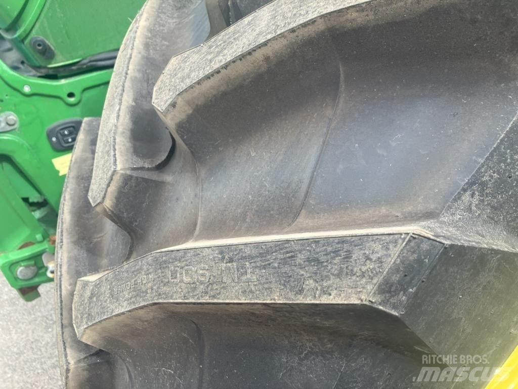 John Deere 6250R Tractoare