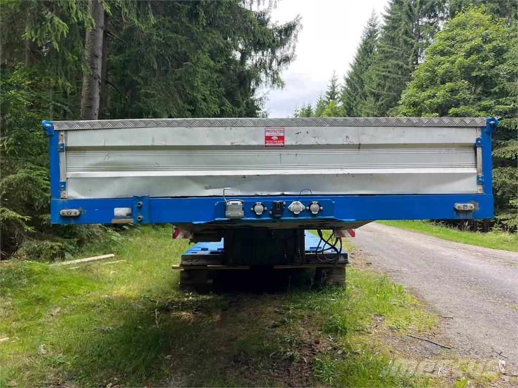 Camro CNR 2622 Pick up/Prelata