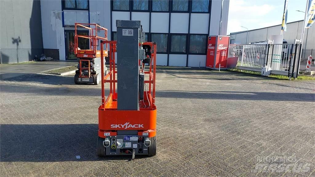 SkyJack SJ16 Alte ascensoare si platforme