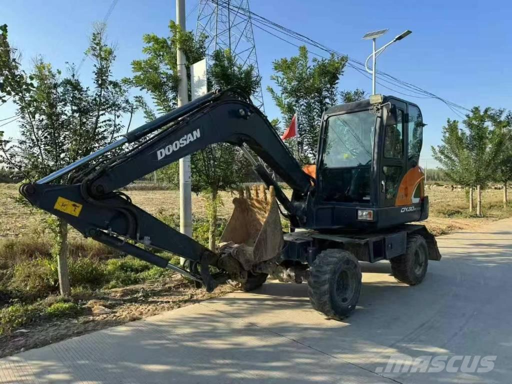 Doosan DX 60 Mini excavatoare < 7t