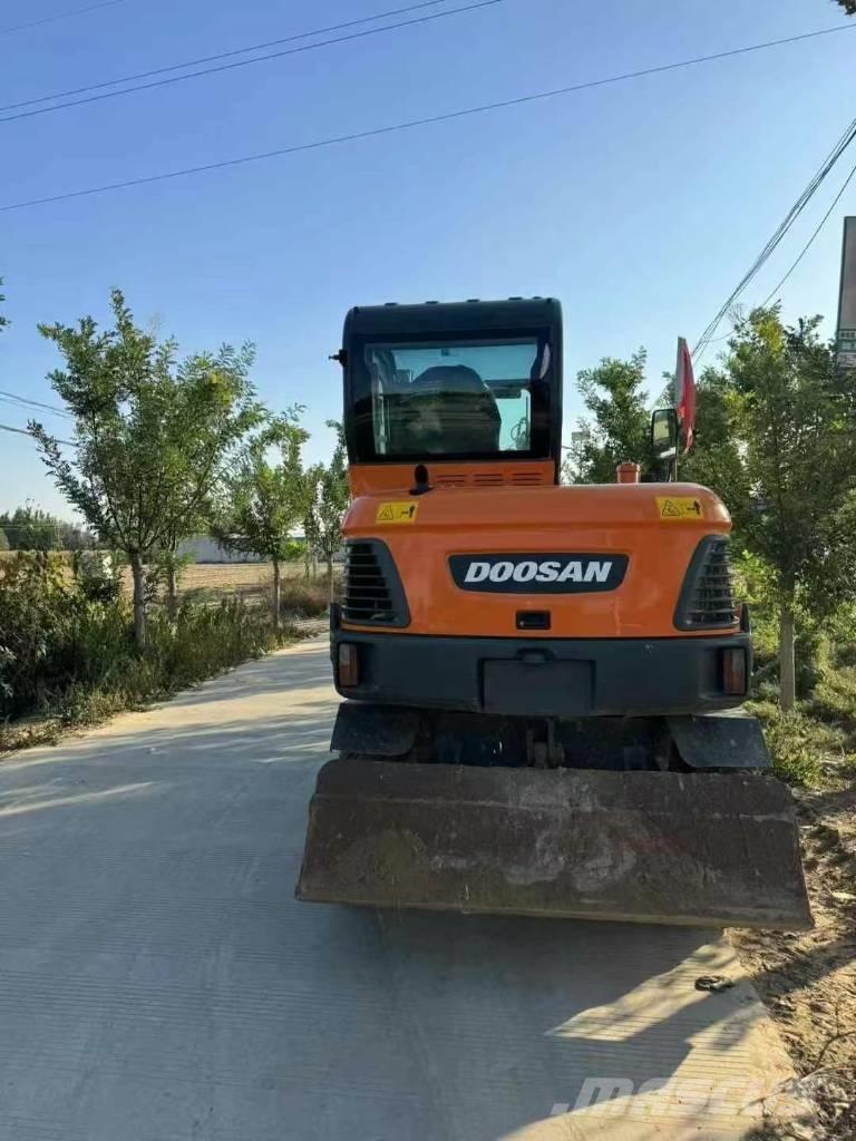 Doosan DX 60 Mini excavatoare < 7t