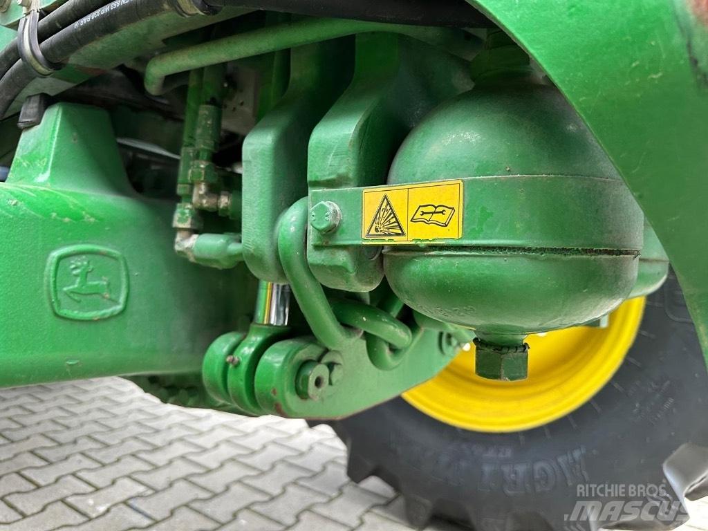 John Deere 6920 S Tractoare
