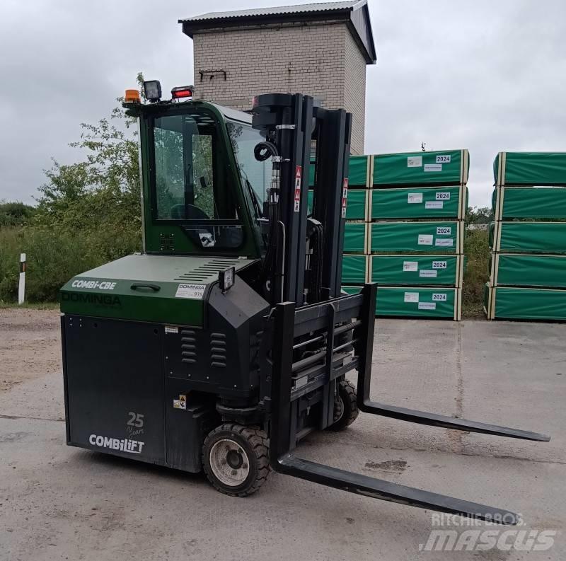 Combilift CBE 2500 Stivuitoare cu patru brate