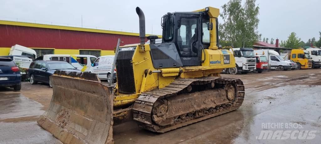 Komatsu D 61 EX-15 Buldozere pe senile