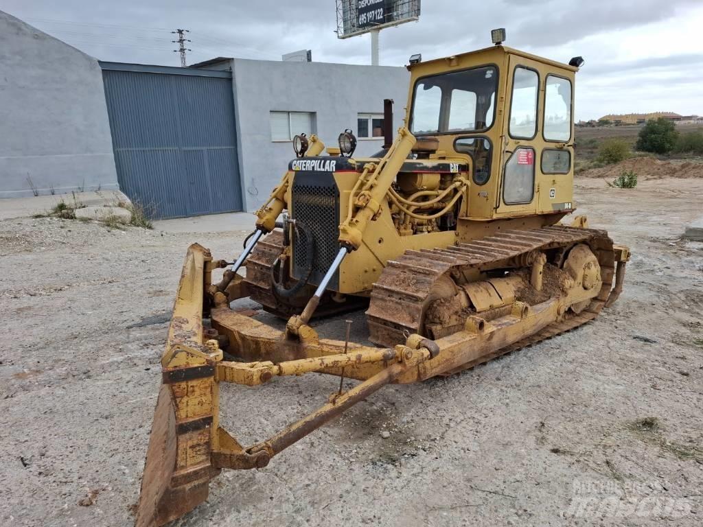 CAT D 4 D Buldozere pe senile