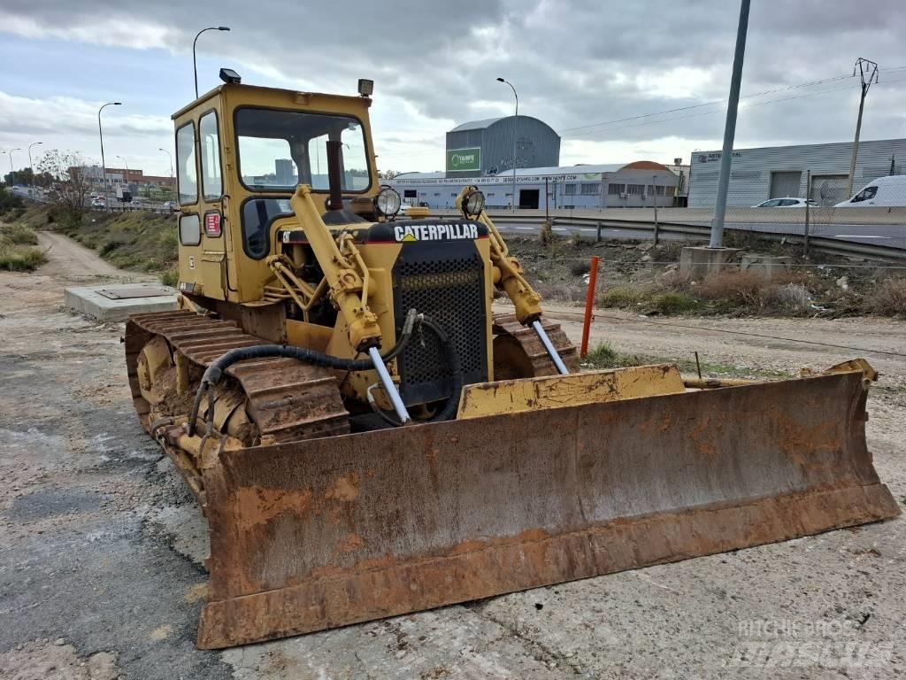 CAT D 4 D Buldozere pe senile