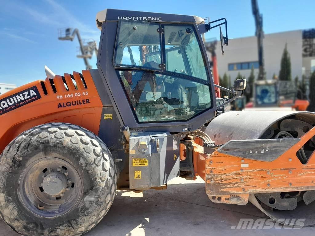 Hamm H11 i Compactoare monocilindrice