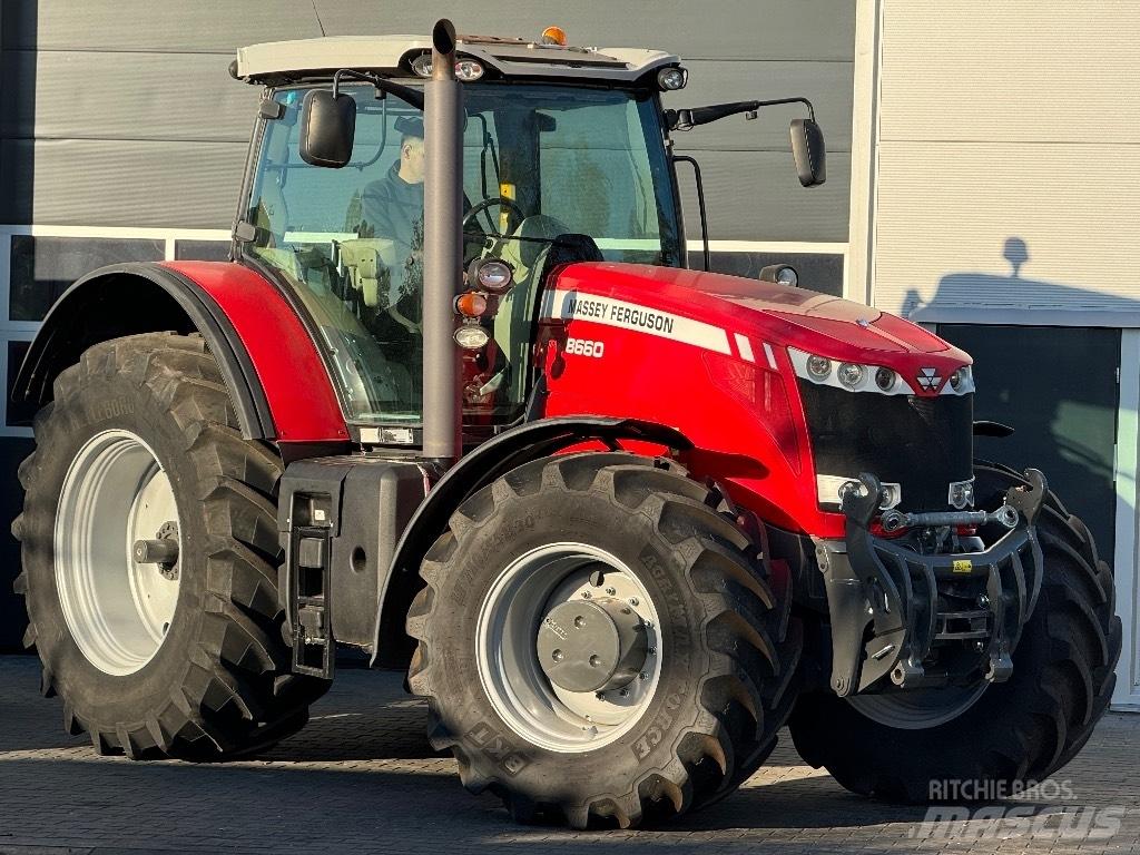 Massey Ferguson 8660 Tractoare