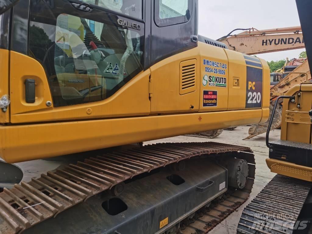 Komatsu PC 220-7 Excavatoare pe șenile
