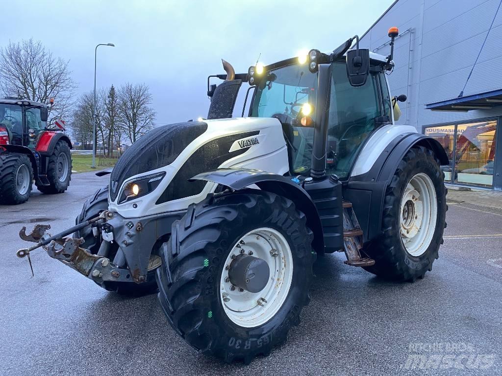 Valtra T 254 V Tractoare