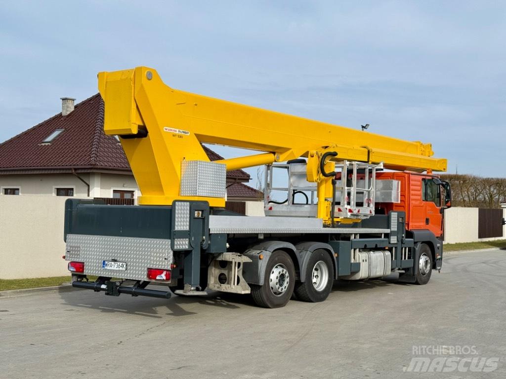 Wumag WT 530 Platforme aeriene montate pe camion